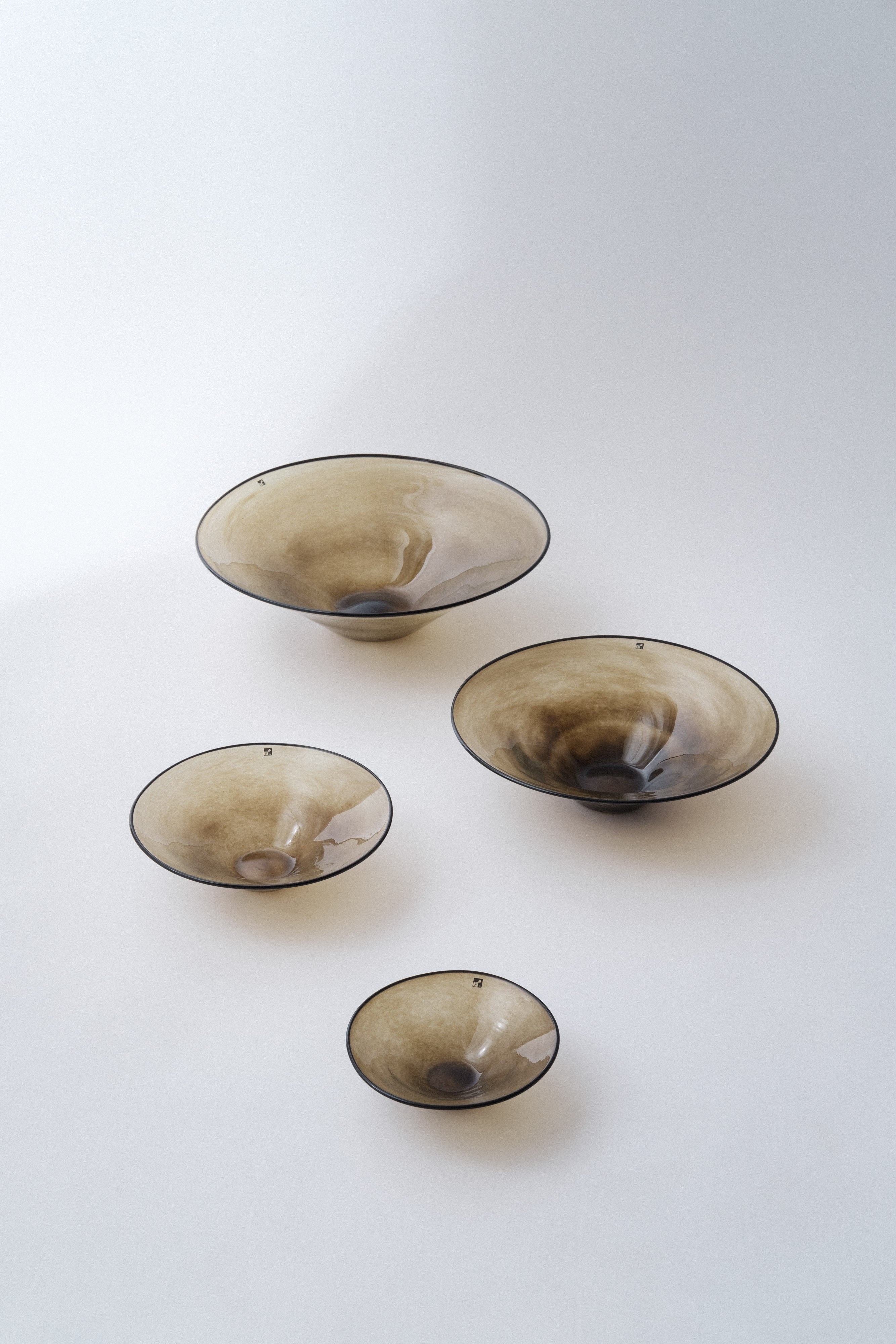 fresco/kasumi bowl (グリーン)|吹きガラスの器|ガラス盛皿|サラダ 