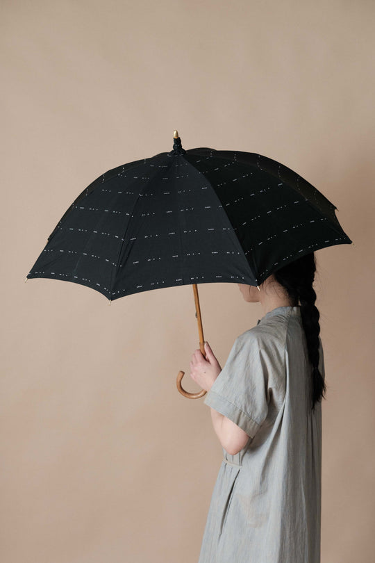#020 / 日傘(shadow,rainy)