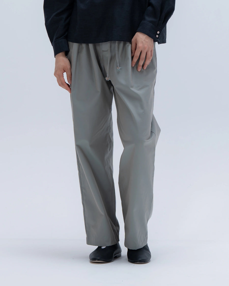 mico gabardineタックパンツ (サックスブルー)