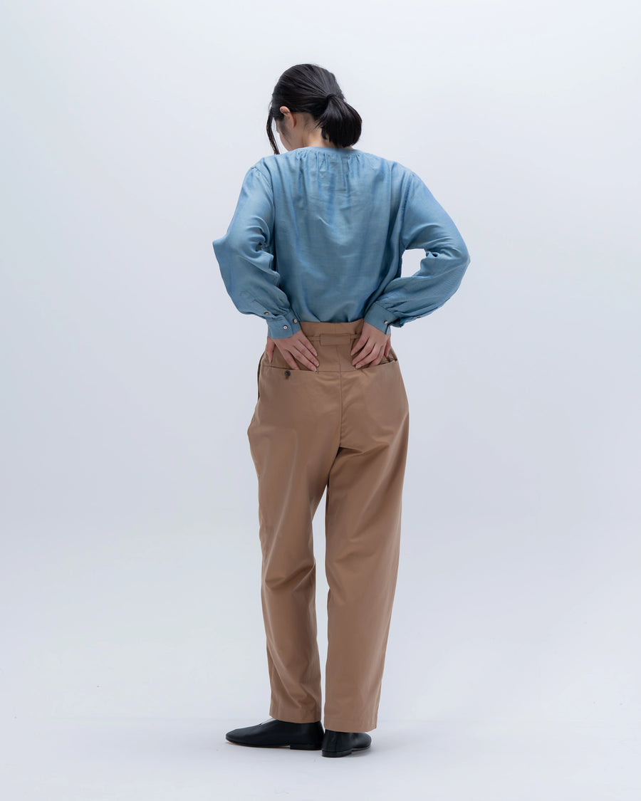 mico gabardineタックパンツ (ベージュ)