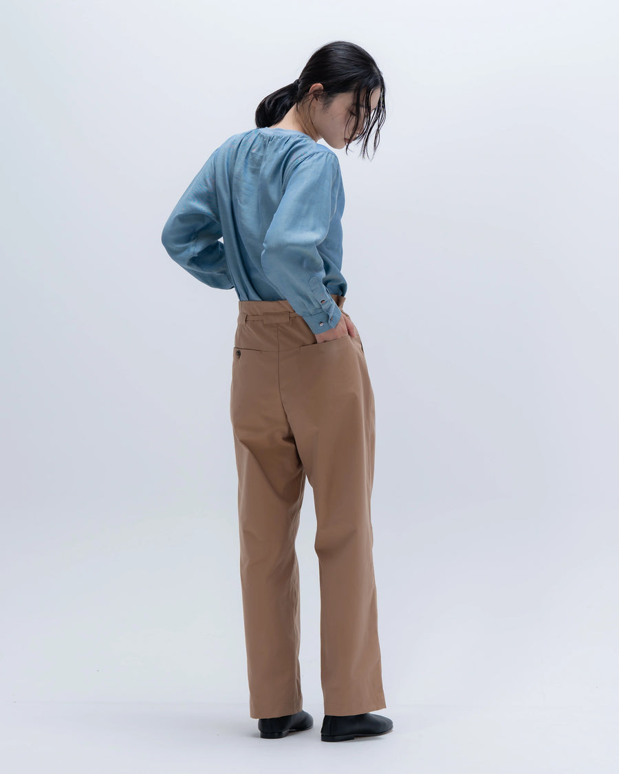 mico gabardineタックパンツ (ベージュ)