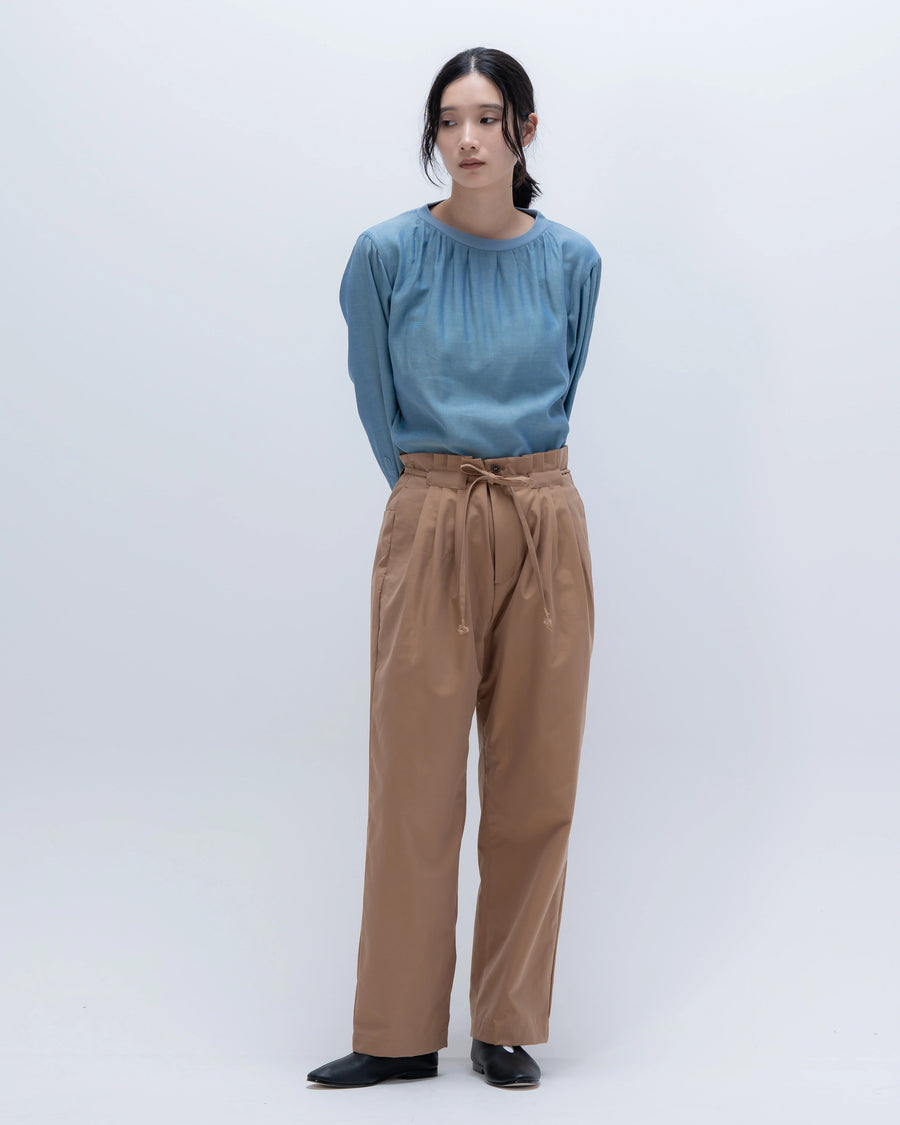 mico gabardineタックパンツ (ベージュ)