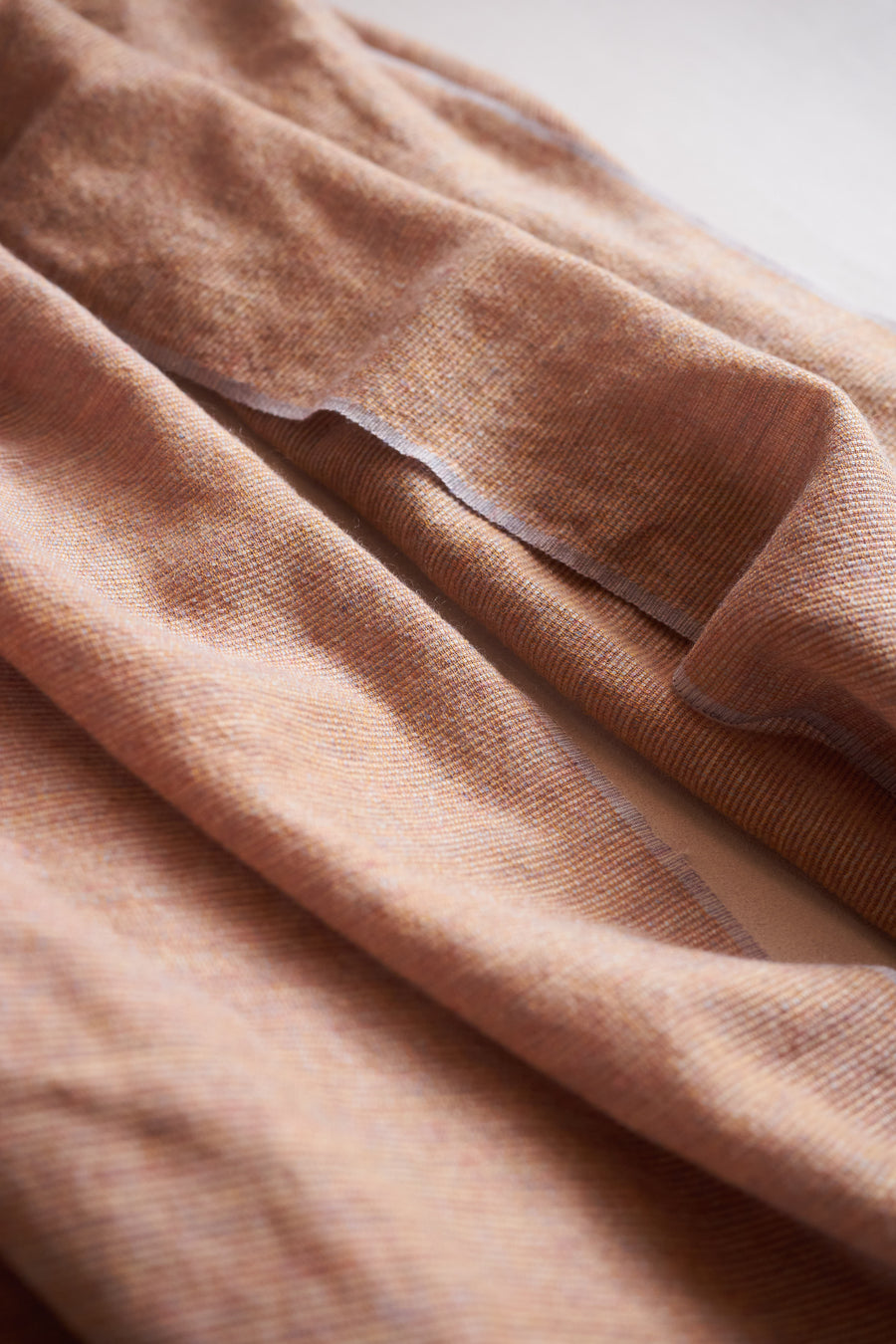 outlet / 琥珀 カシミヤストール(グレーアンバー)