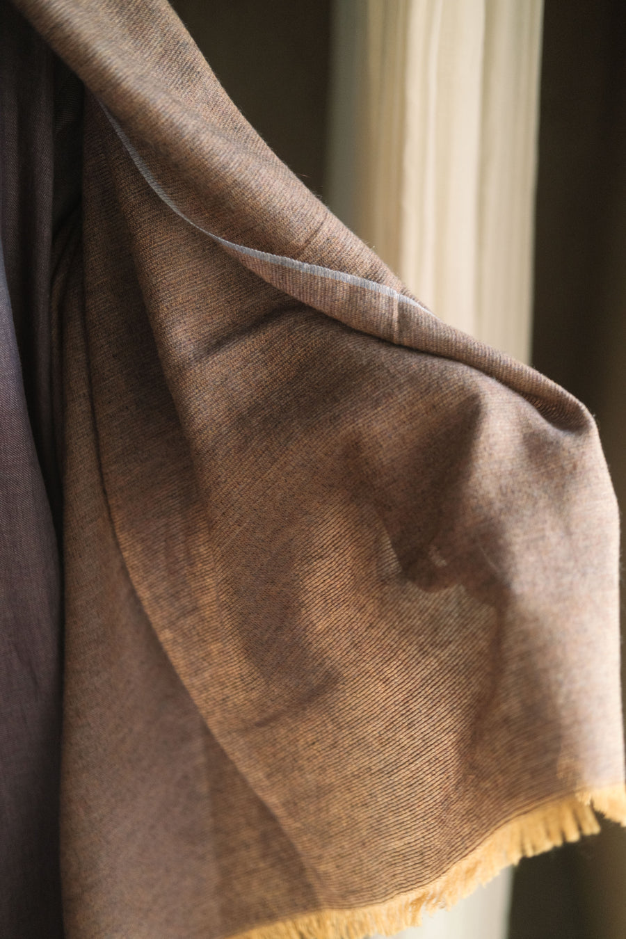 outlet / 琥珀 カシミヤストール(ブルーブラウン)