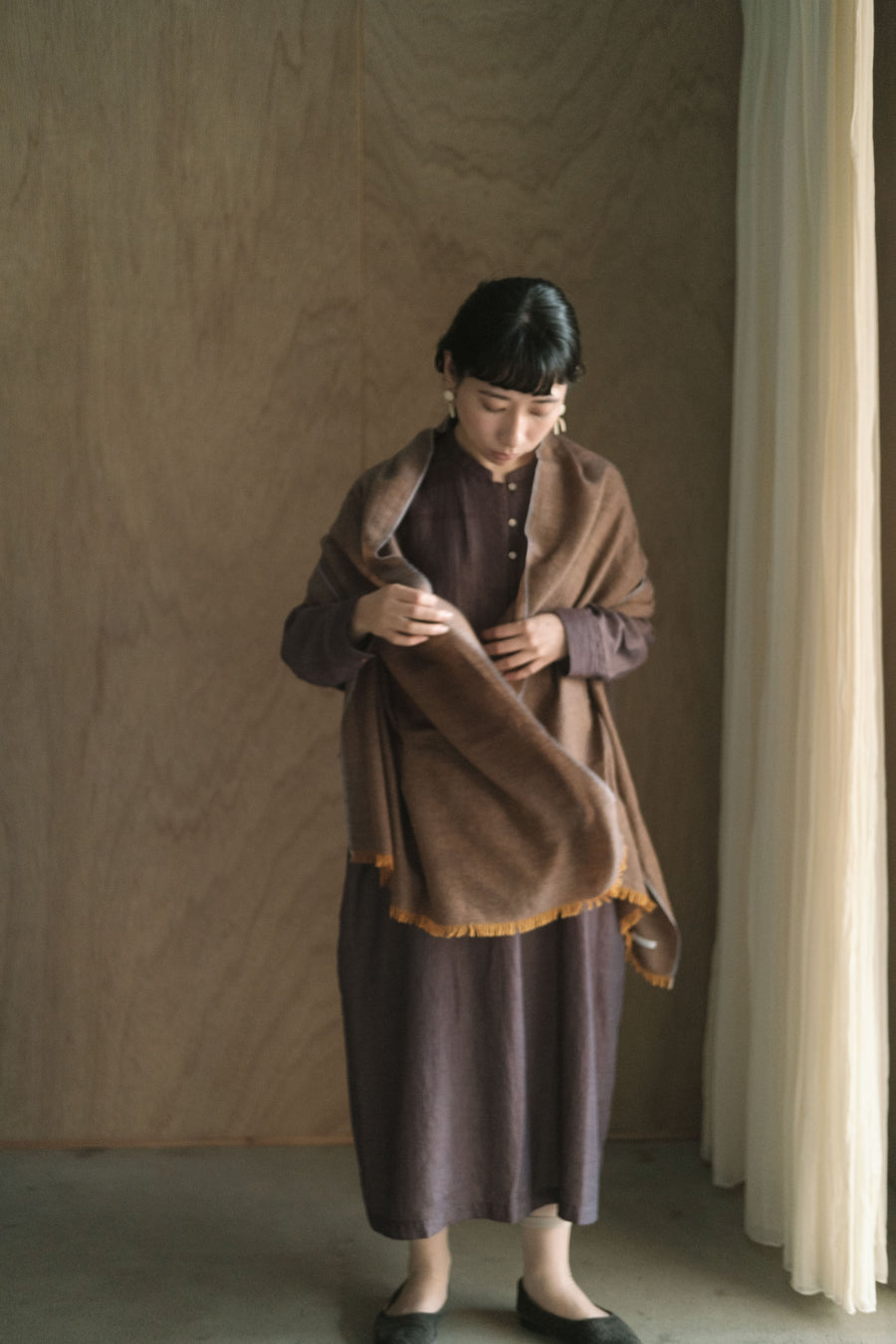 outlet / 琥珀 カシミヤストール(ブルーブラウン)