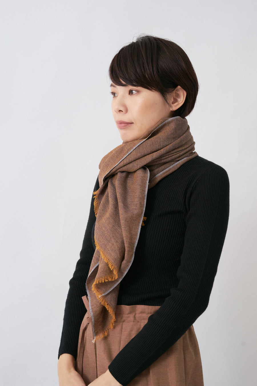 outlet / 琥珀 カシミヤストール(ブルーブラウン)